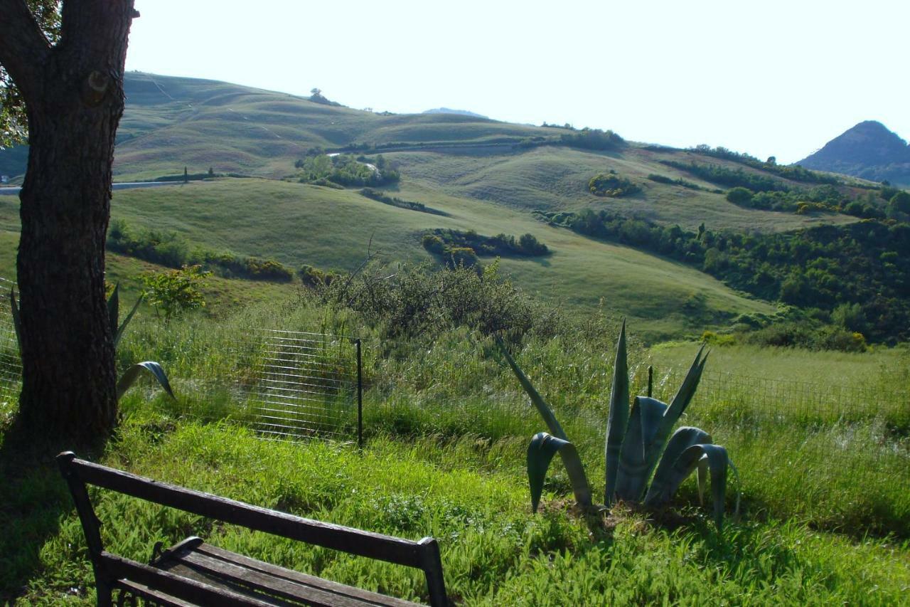 Podere San Francesco Acomodação com café da manhã Volterra Exterior foto